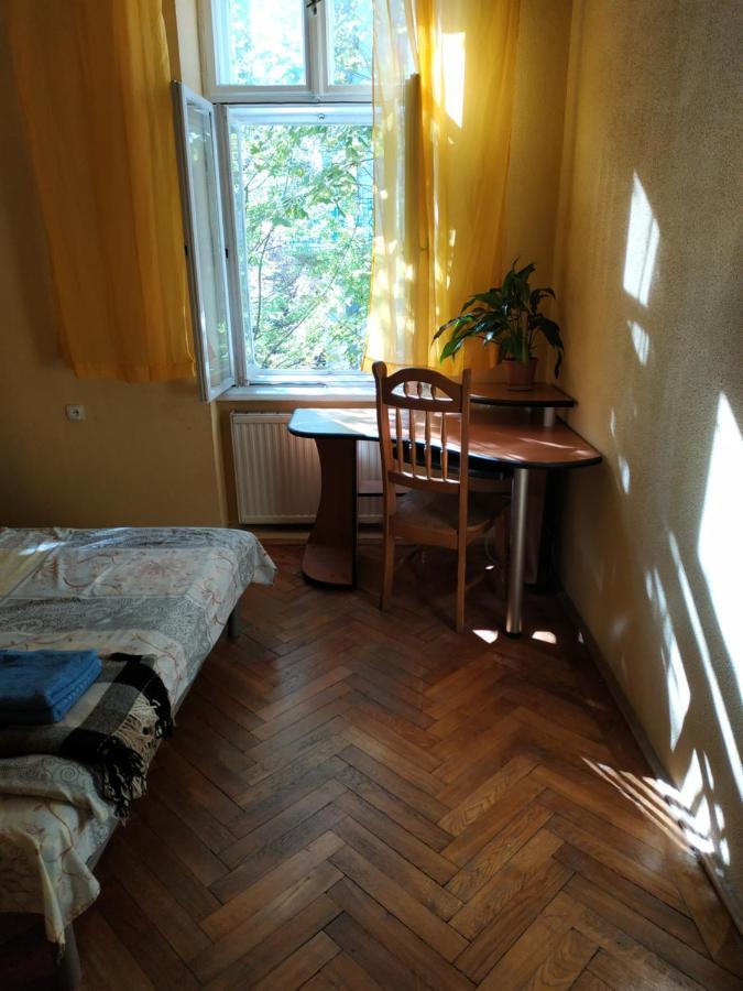Кімната В Серці Львова Lviv Exterior foto